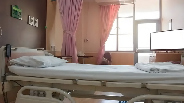 董璇前夫高云翔给天下男人狠狠上了一课